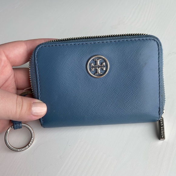 Tory Burch Handbags - AUTH TORY BURCH Robinson Coin Case W BAG & BOX💙